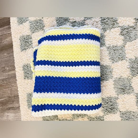 VTG Crochet Afghan Chevron Striped Blue Yellow Blanket Throw Michigan Football - Picture 6 of 8